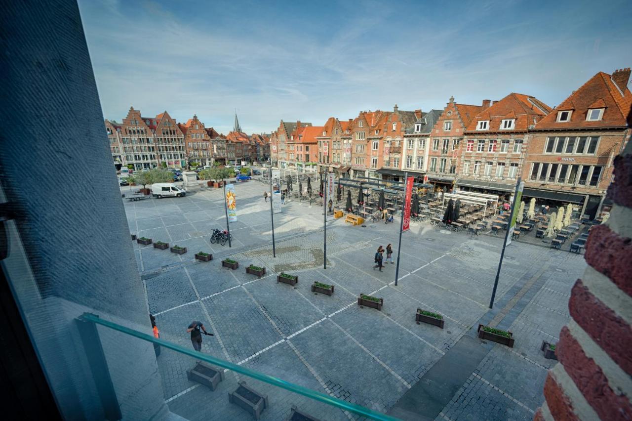 Agora Tournai Wellness Suites 3 Appartements Touristiques Sur La Grand-Place Zewnętrze zdjęcie